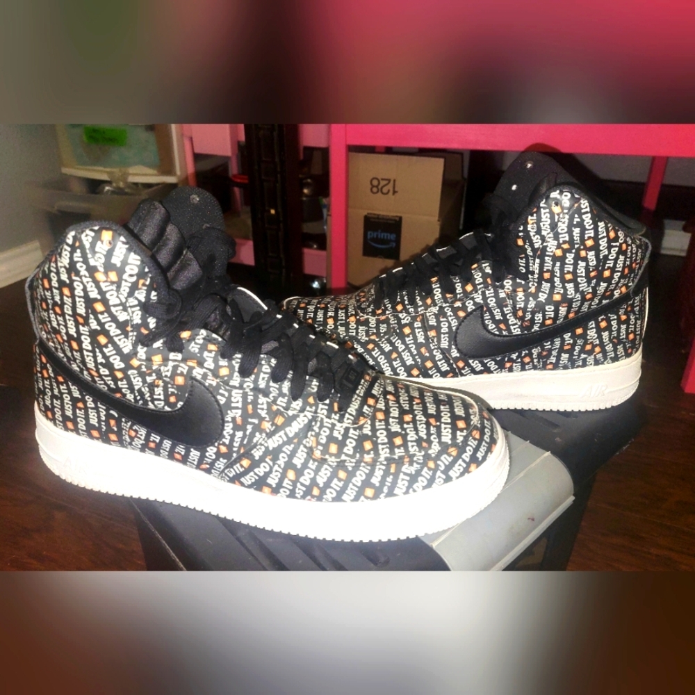 Nike Air force 1 '07 LV8 High Just Do It- like new